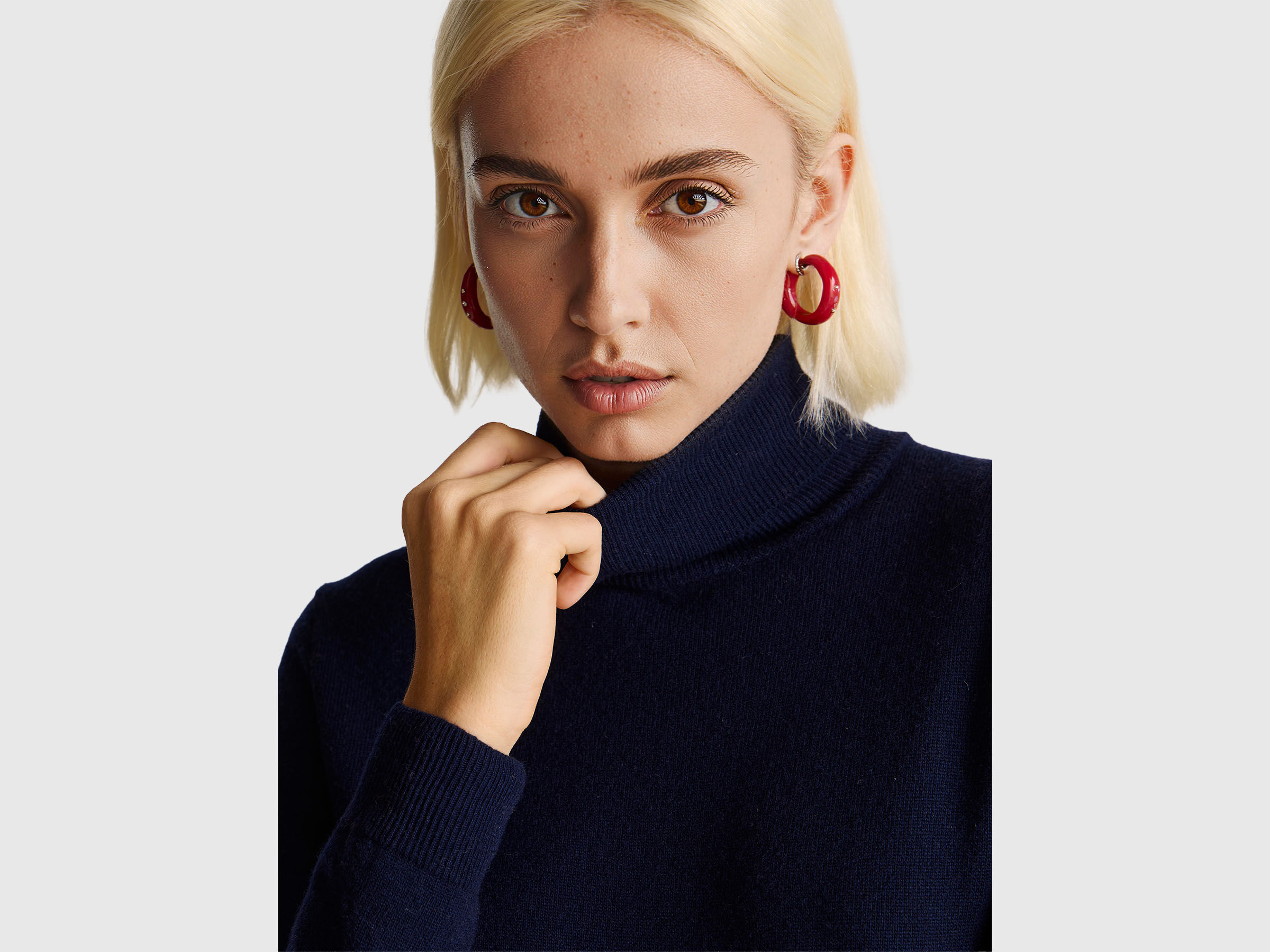 TURTLE NECK SWEATER Mujer image number 4